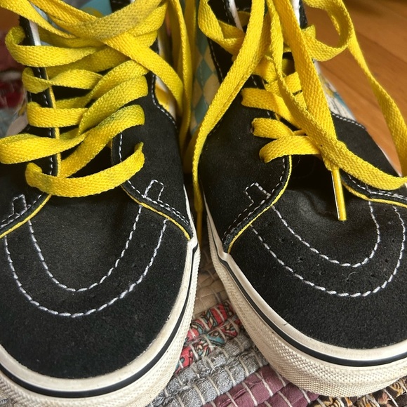 Men's The Simpsons Van's Shoes Sneakers Size M6 W7.5 - Picture 15 of 16